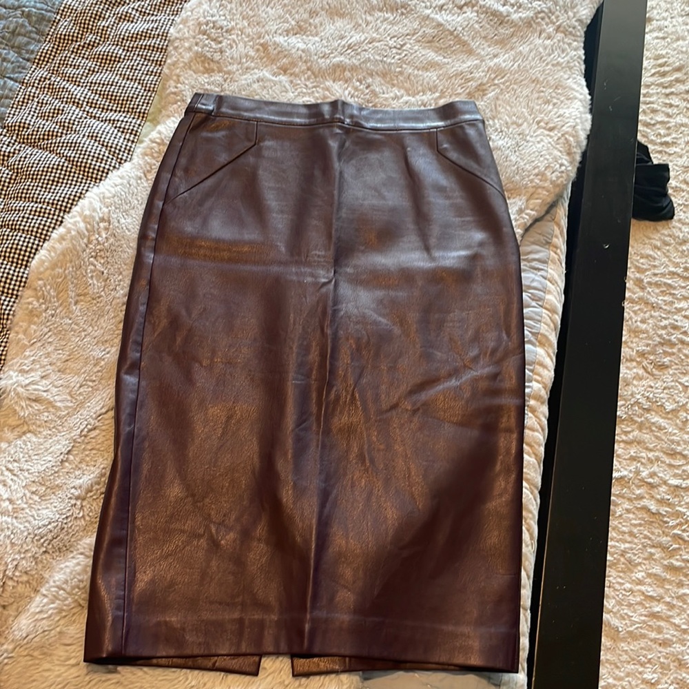 Deep purple non-leather pencil skirt size XS